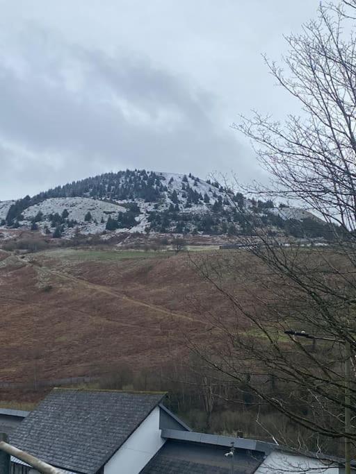 Mountain View Two Bedroom Llwynypia Exteriér fotografie